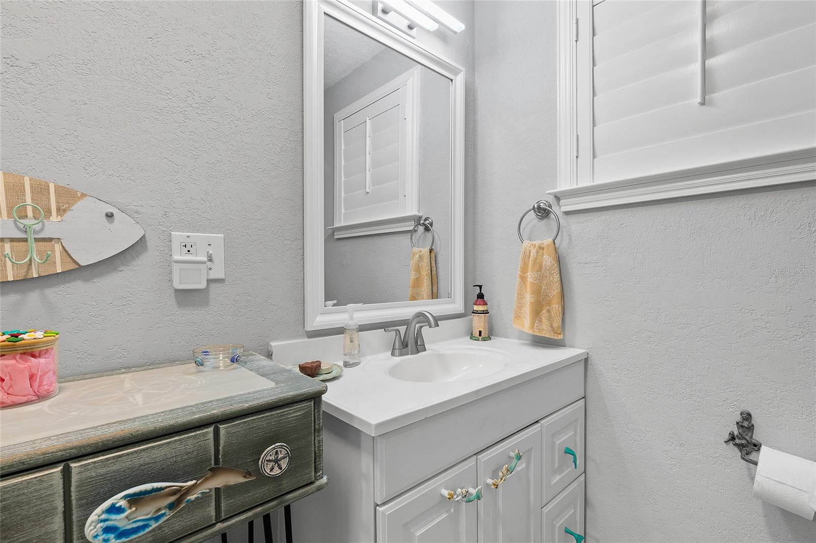 GOV LT 01 & N PT GOV LT 02 E HWY UNREC 149 - Residential