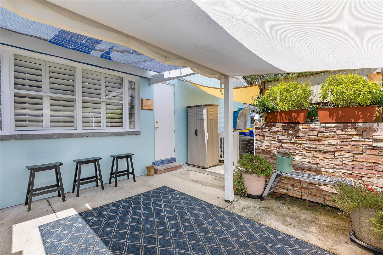 GOV LT 01 & N PT GOV LT 02 E HWY UNREC 149 - Residential