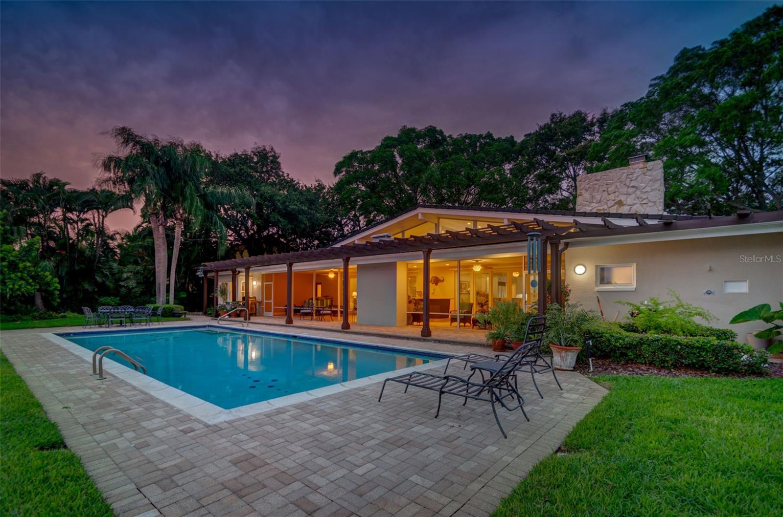 SNELL ISLE BRIGHTWATERS SEC 2 - Residential