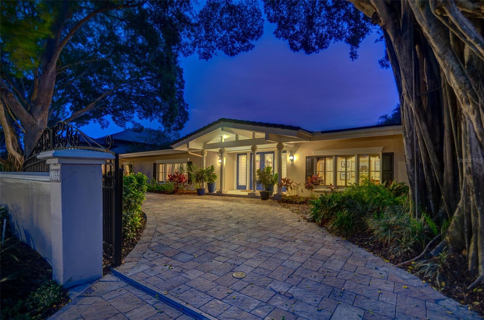 SNELL ISLE BRIGHTWATERS SEC 2 - Residential