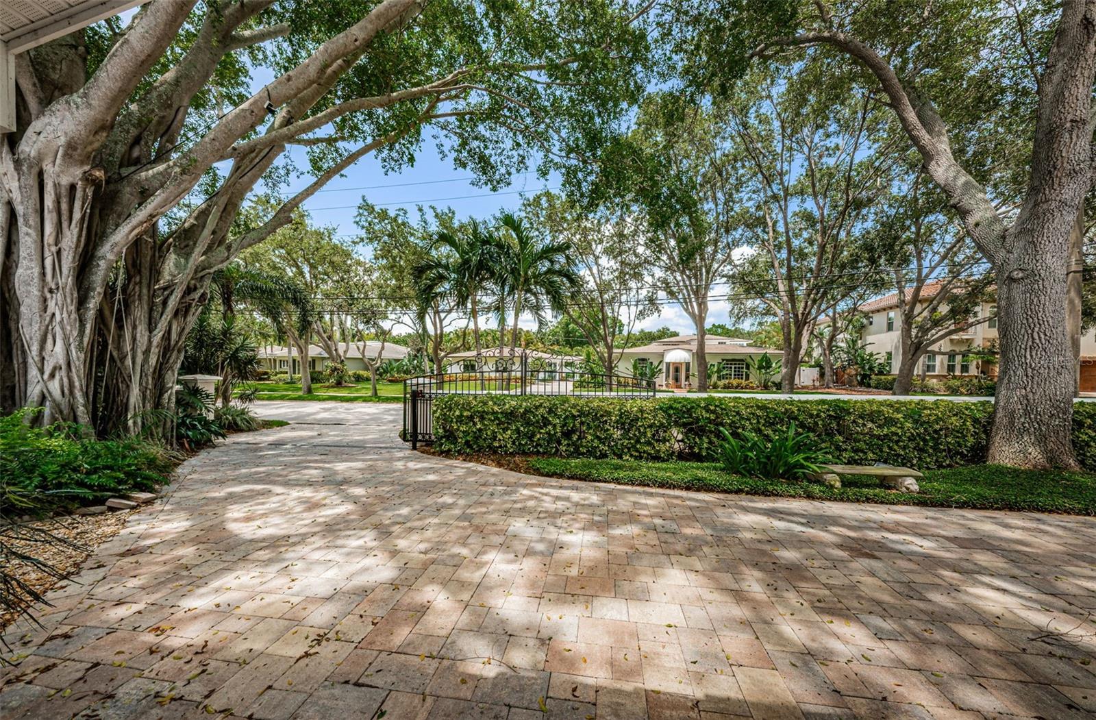 SNELL ISLE BRIGHTWATERS SEC 2 - Residential