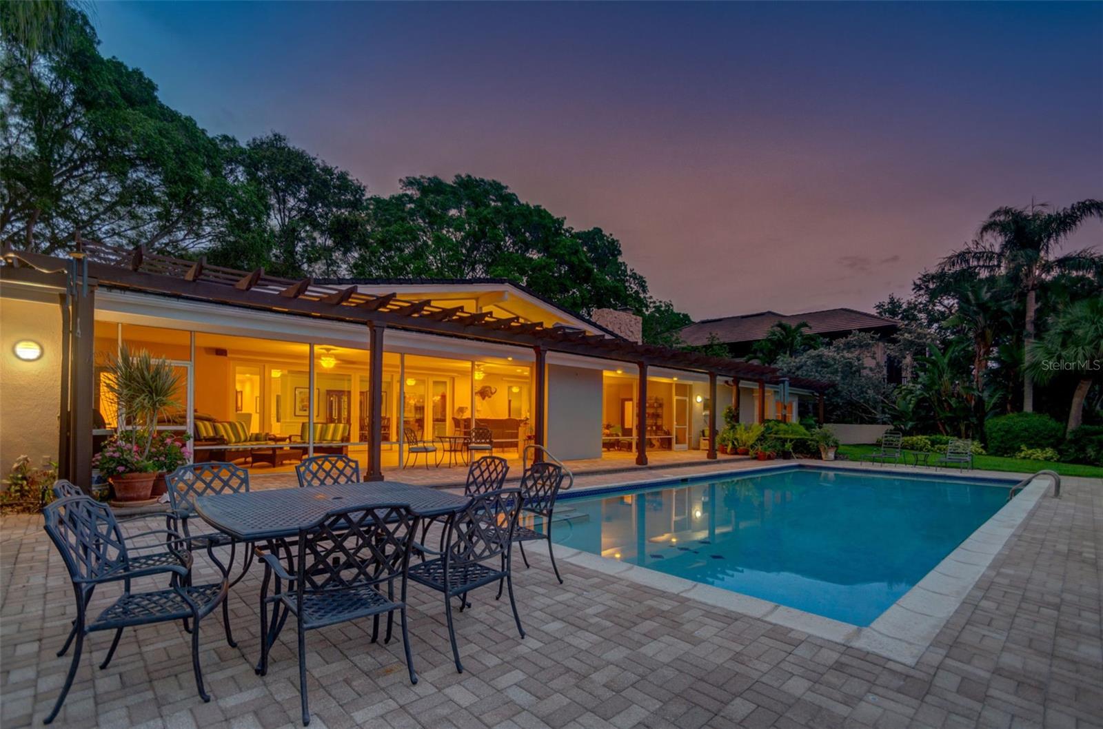 SNELL ISLE BRIGHTWATERS SEC 2 - Residential