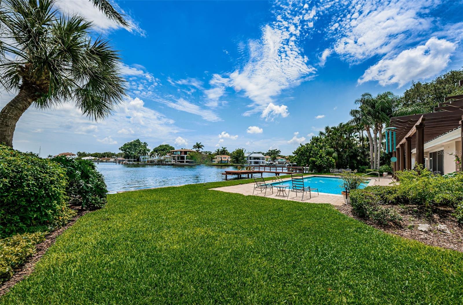 SNELL ISLE BRIGHTWATERS SEC 2 - Residential