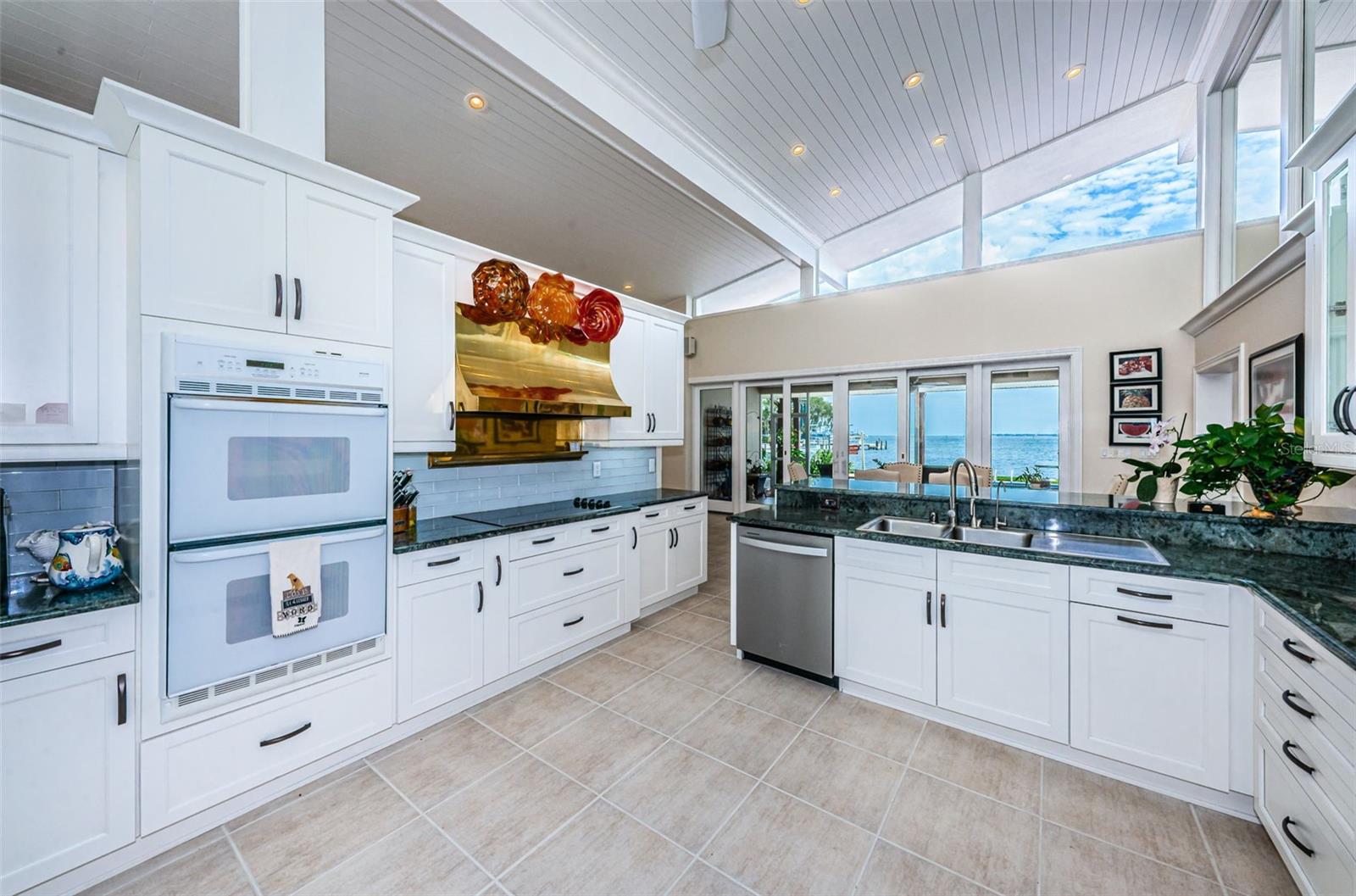 SNELL ISLE BRIGHTWATERS SEC 2 - Residential