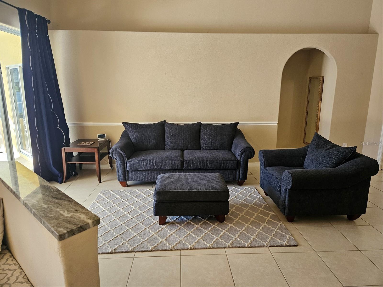 SOUTH VENICE - Residential