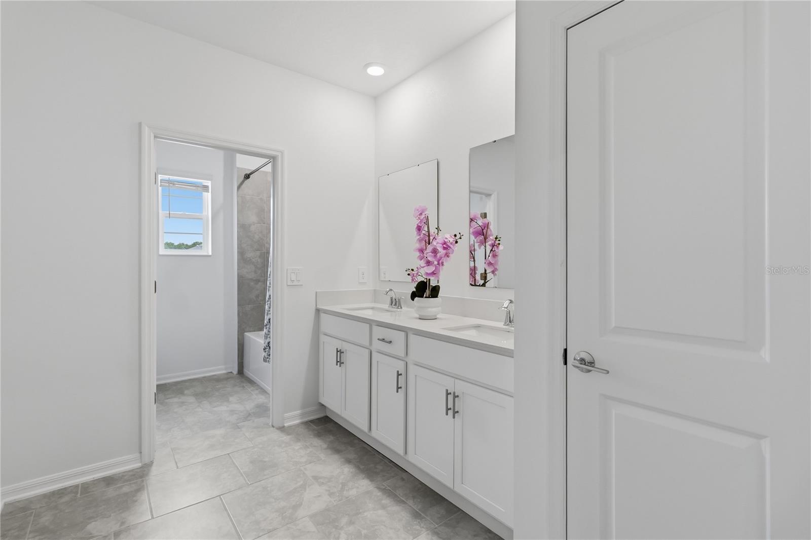 GOLDEN GEM 50S - Residential