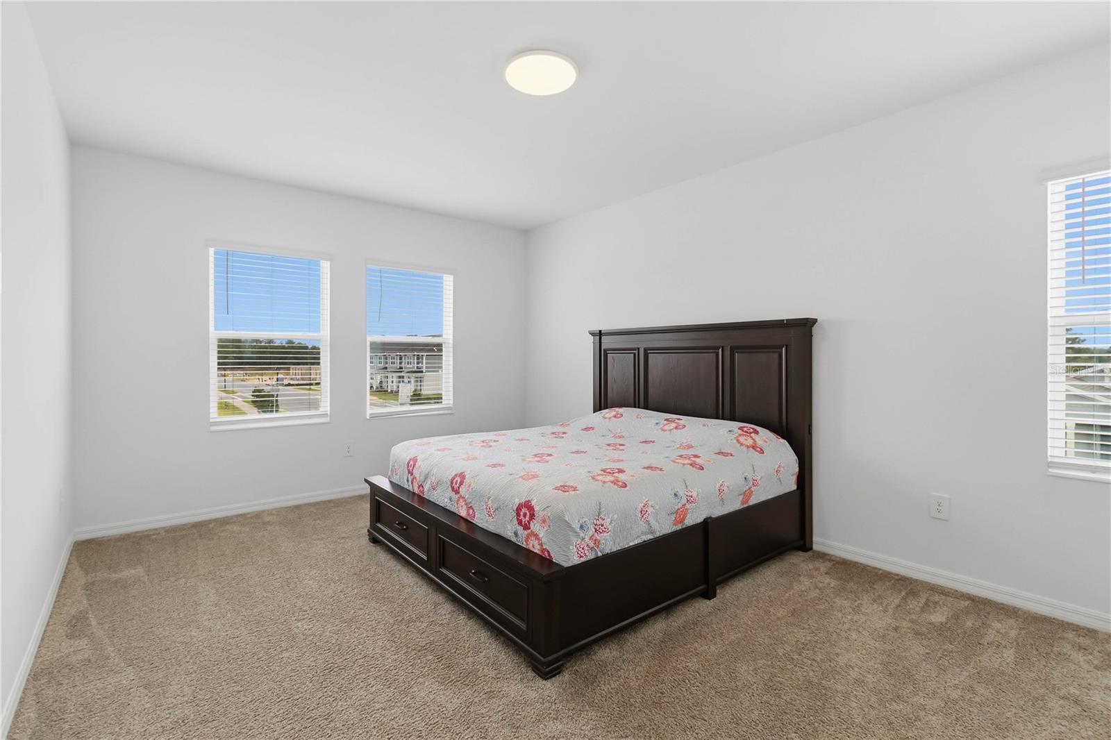 GOLDEN GEM 50S - Residential