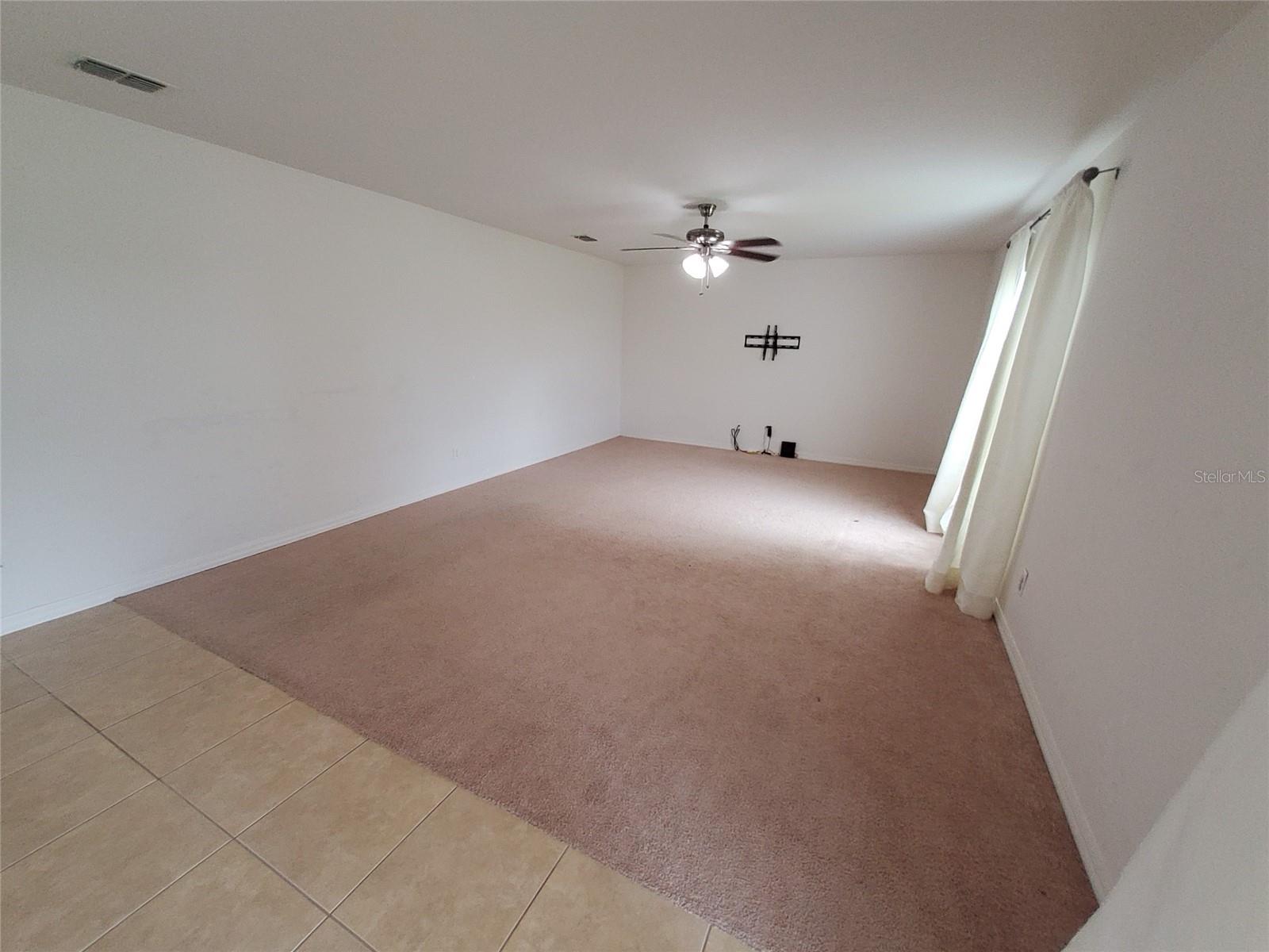 LAKE SMART ESTATES - Residential Lease