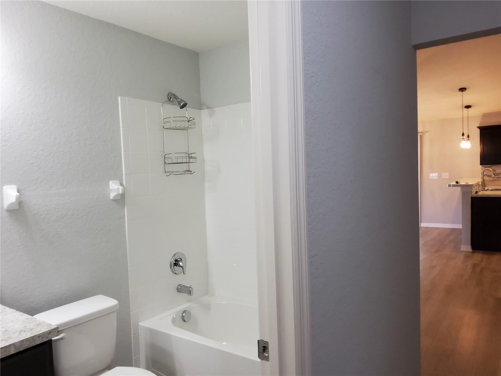 LAKE SMART ESTATES - Residential Lease