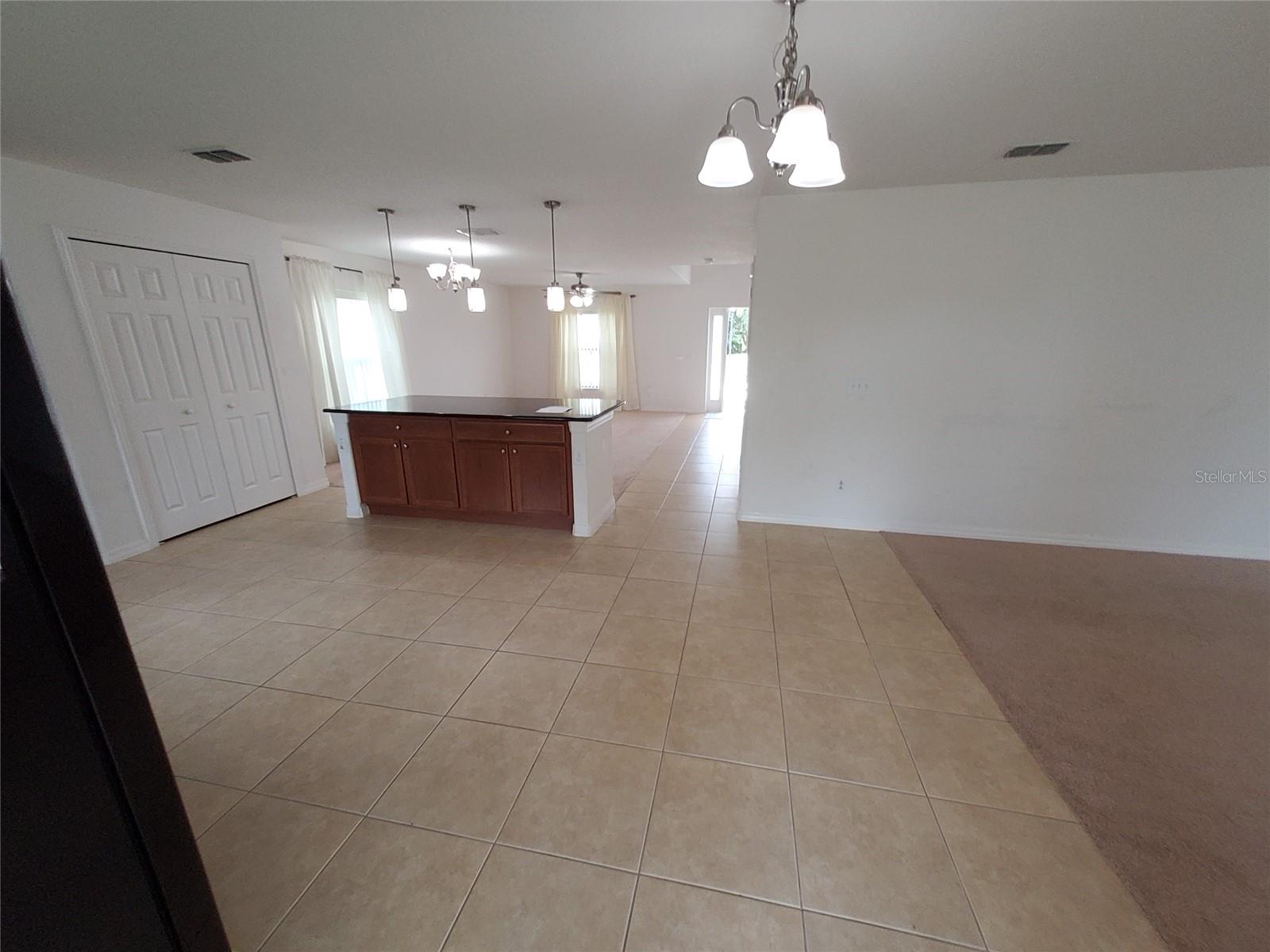 LAKE SMART ESTATES - Residential Lease