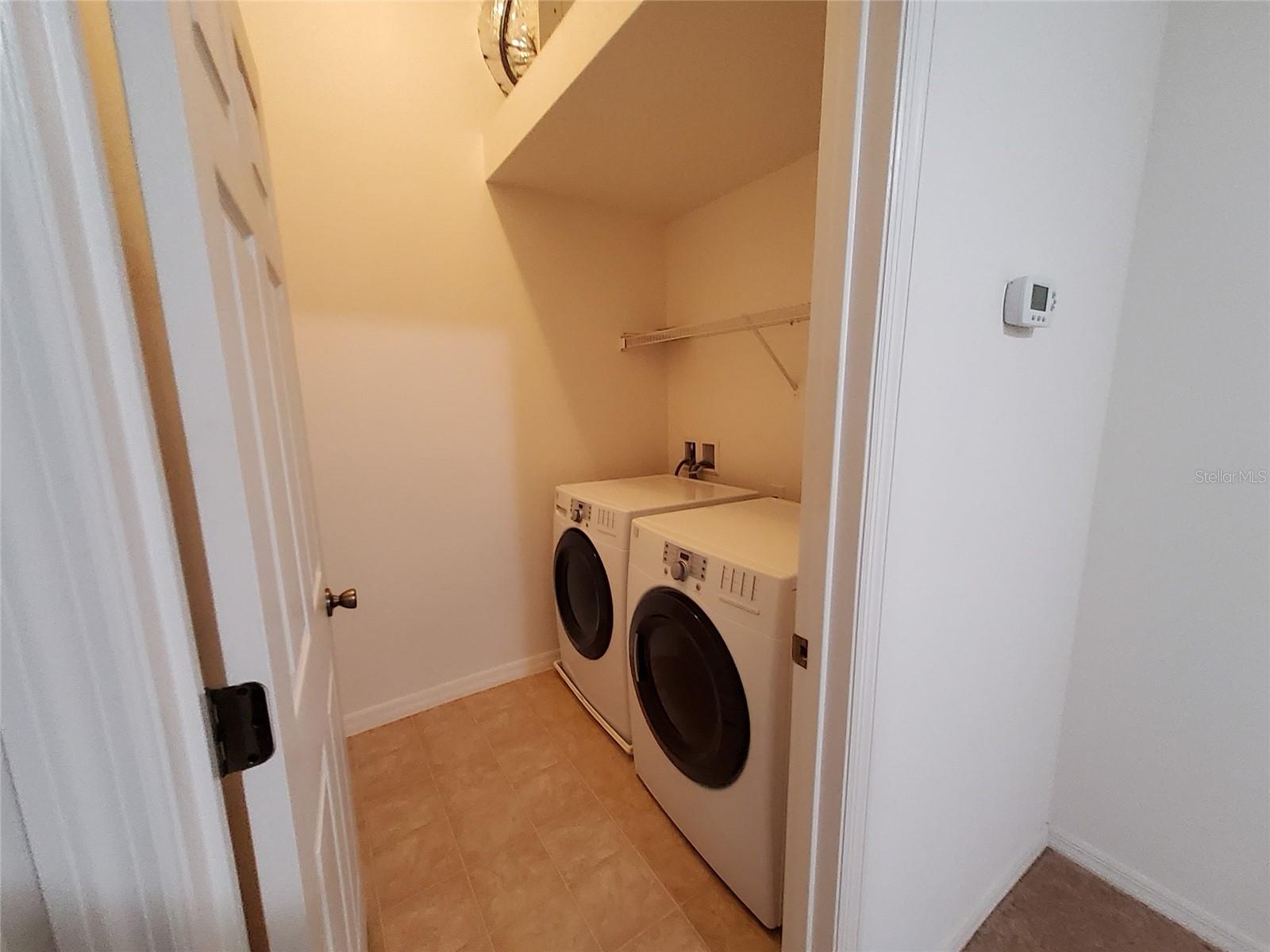 LAKE SMART ESTATES - Residential Lease