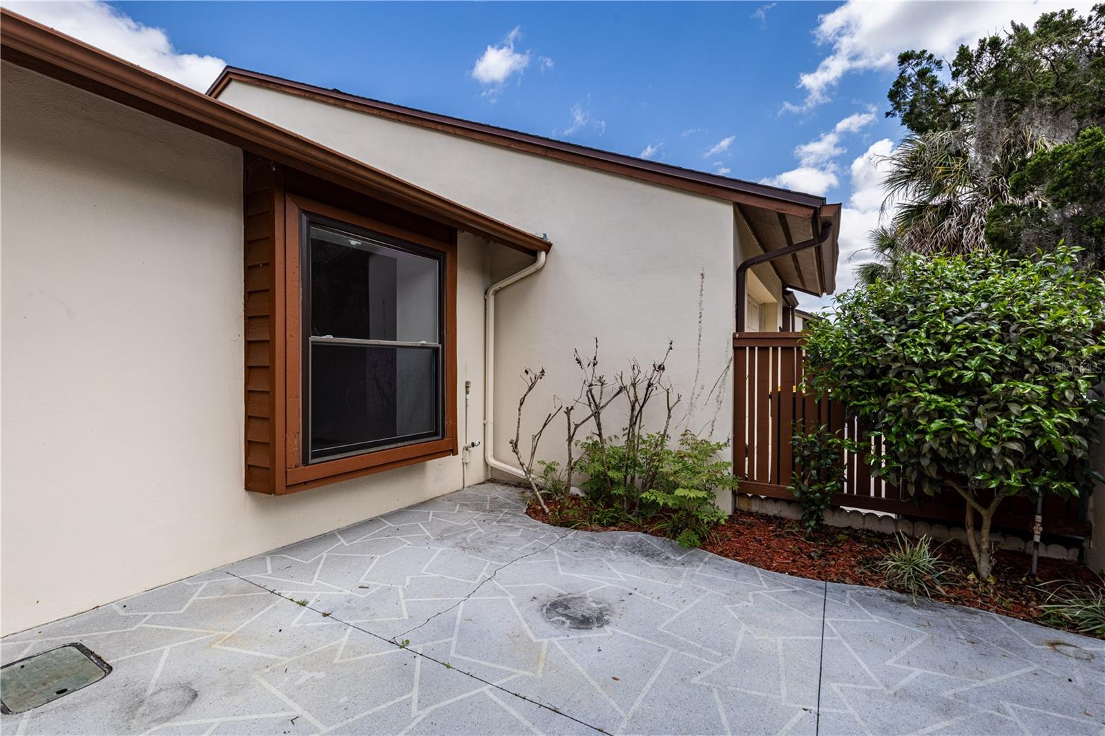 EUSTIS WILLOW CREST SUB - Residential