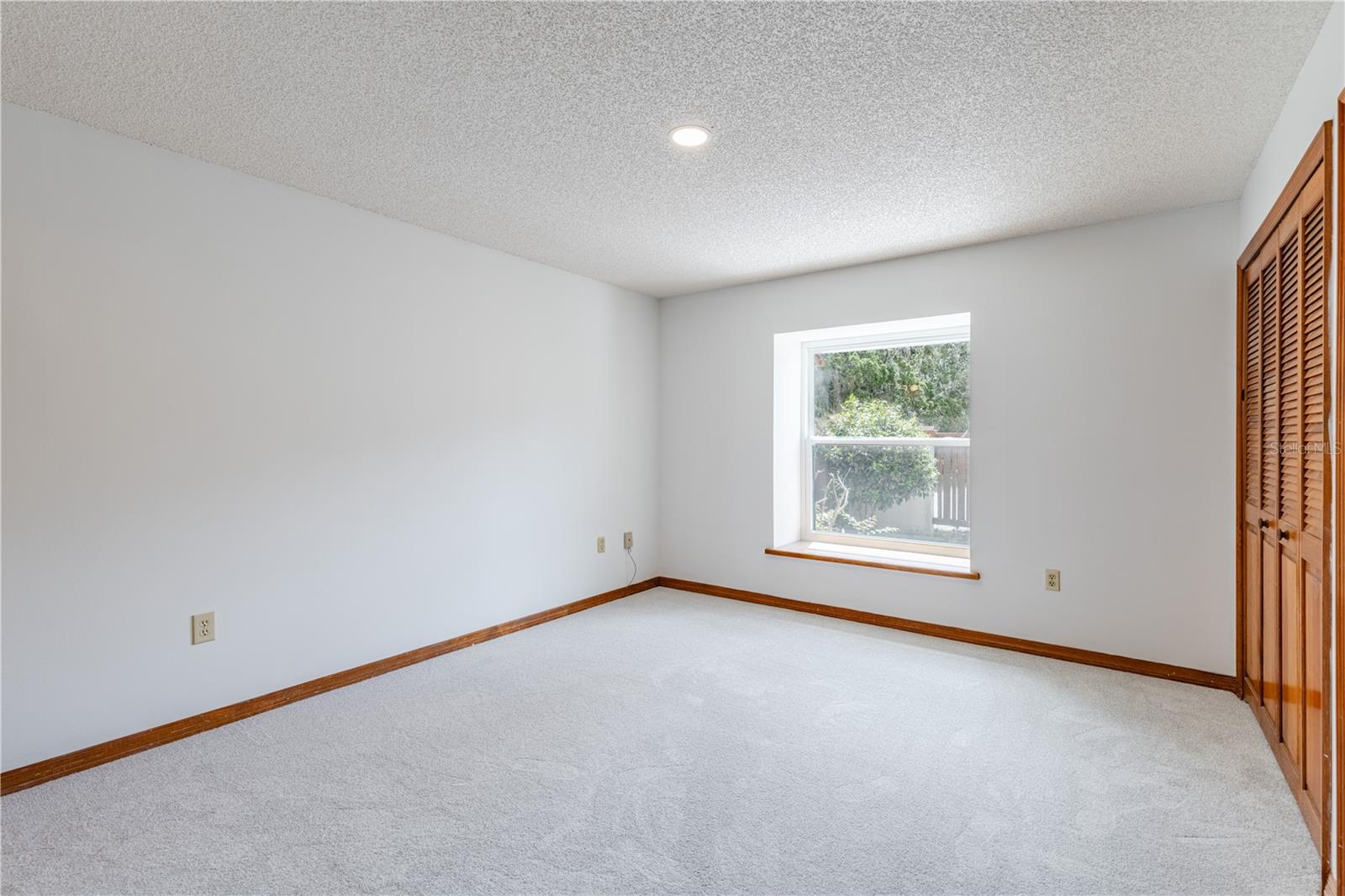 EUSTIS WILLOW CREST SUB - Residential