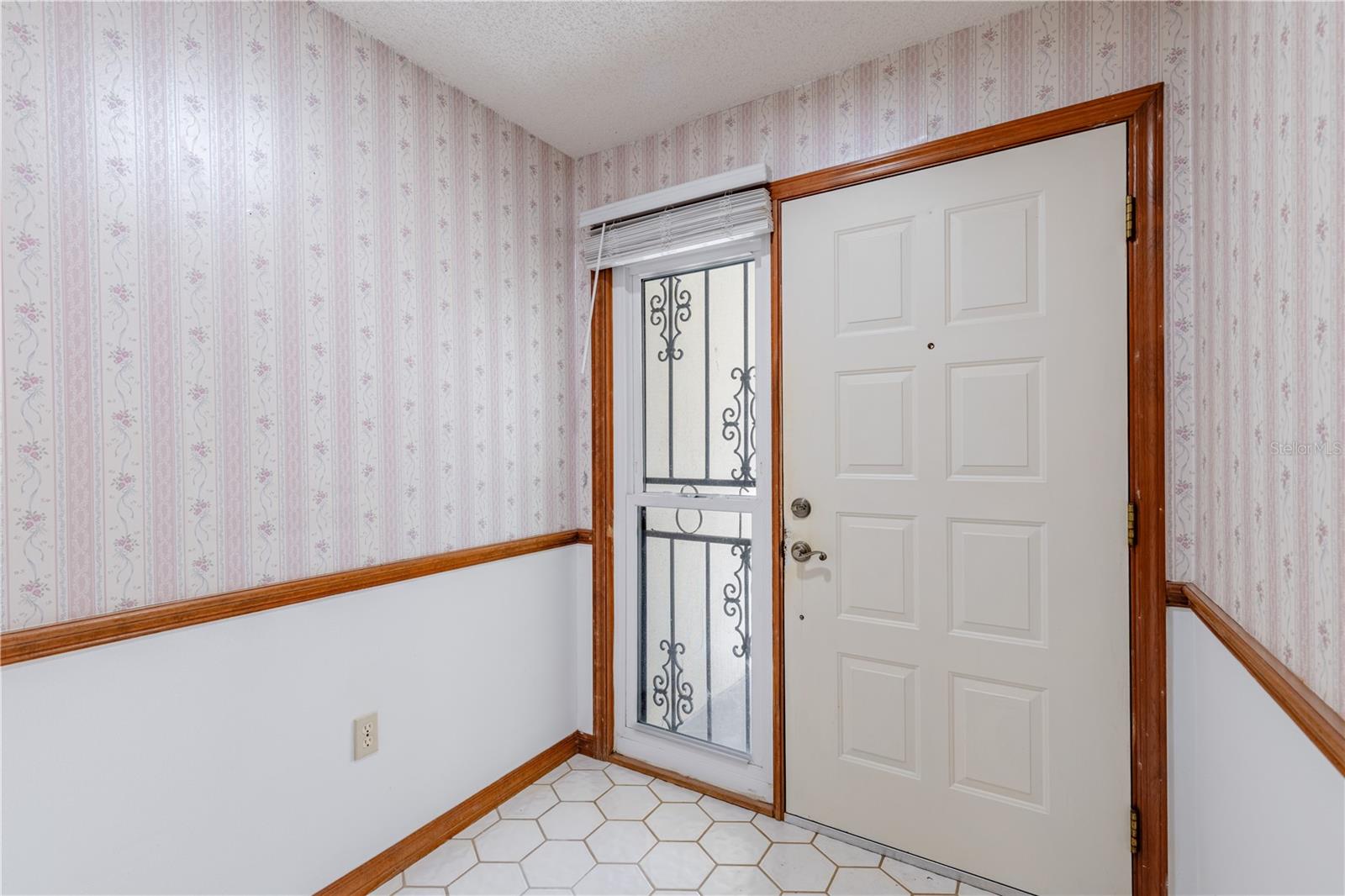 EUSTIS WILLOW CREST SUB - Residential