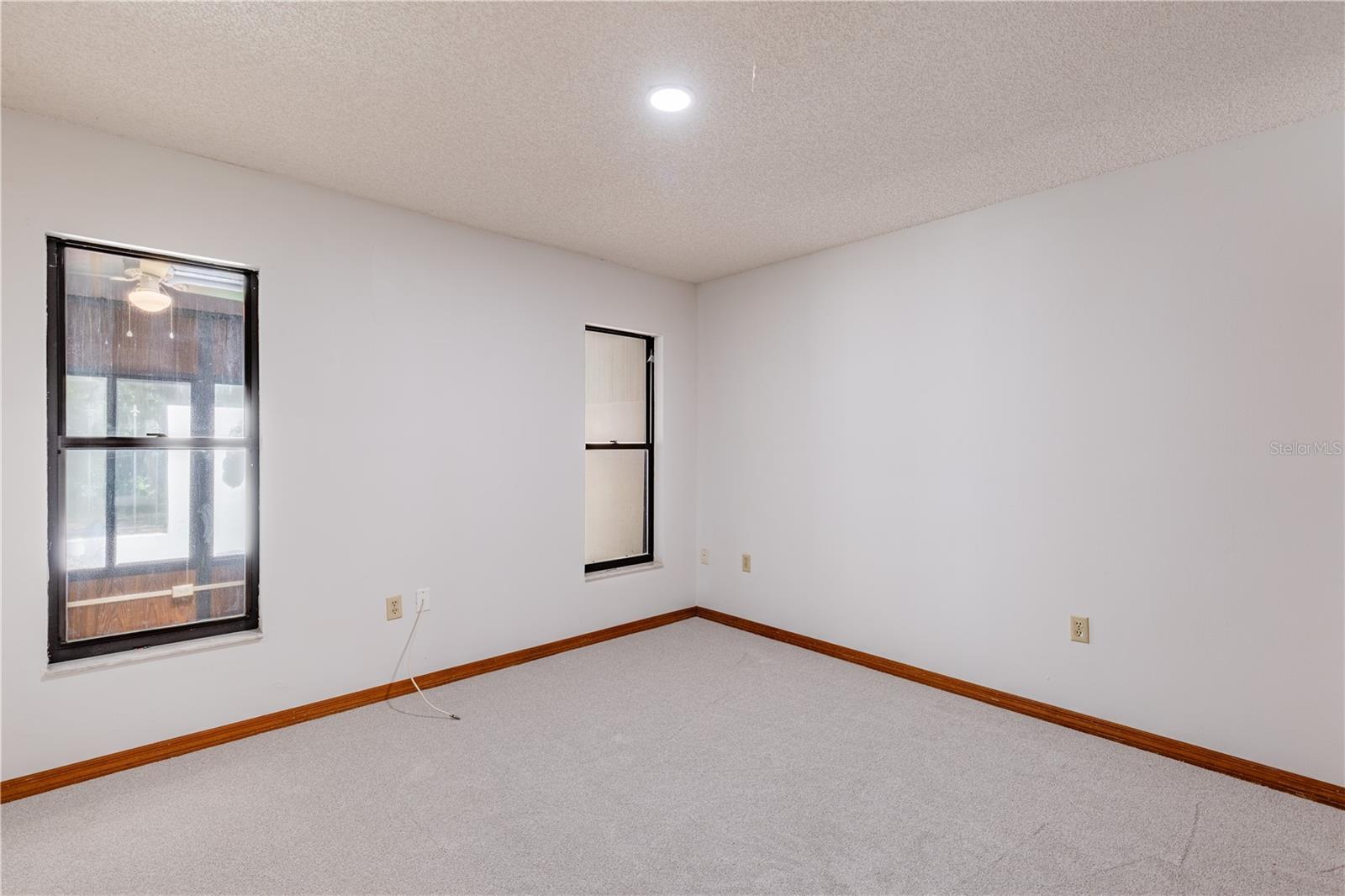 EUSTIS WILLOW CREST SUB - Residential