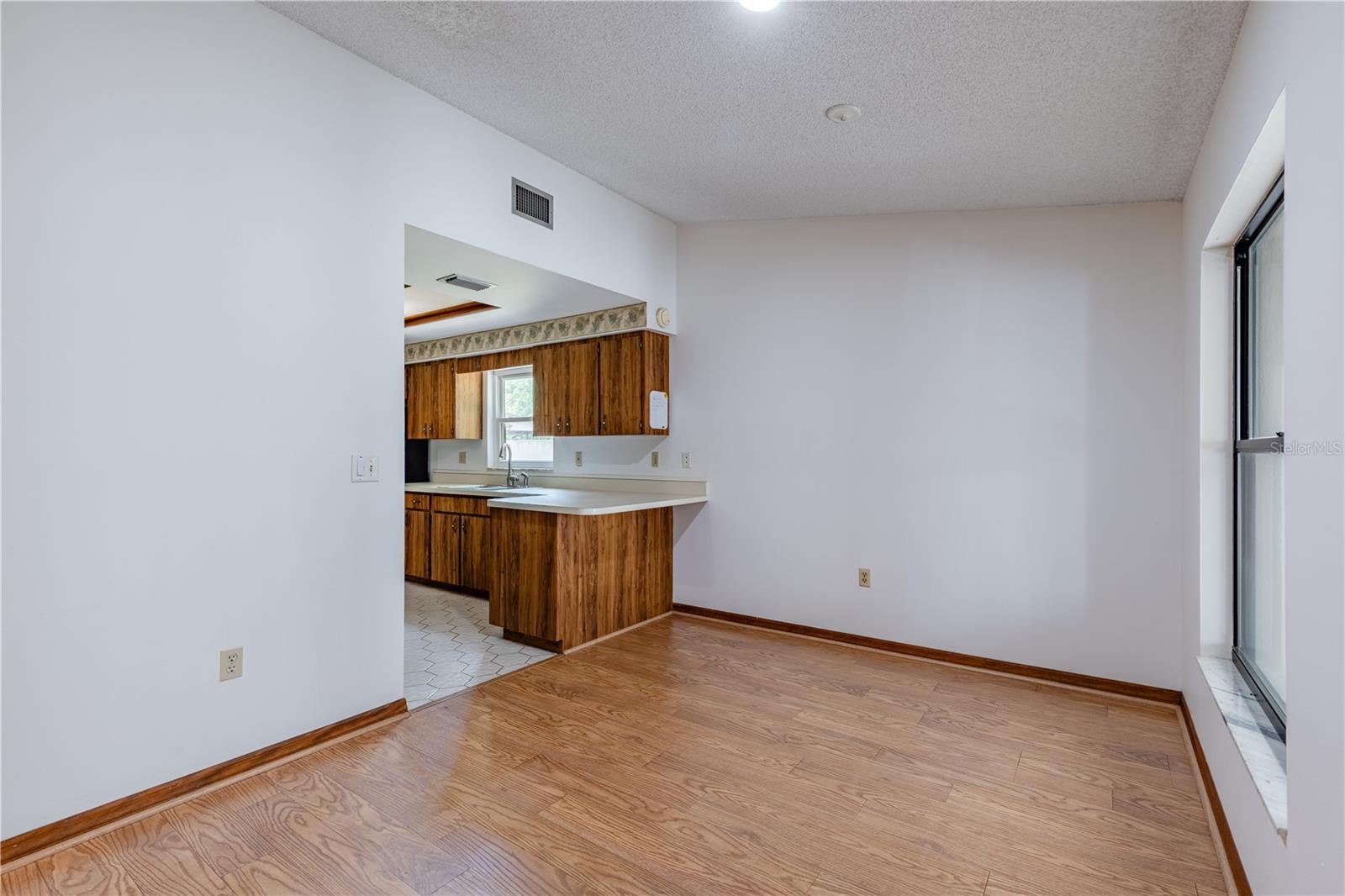 EUSTIS WILLOW CREST SUB - Residential