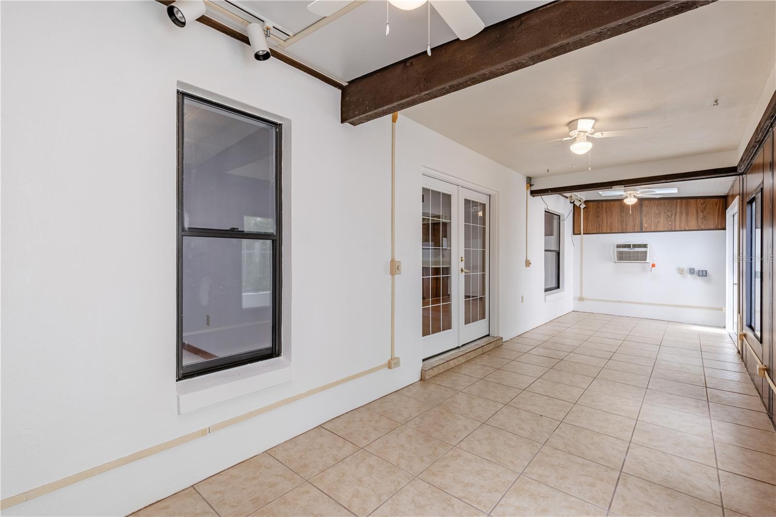 EUSTIS WILLOW CREST SUB - Residential