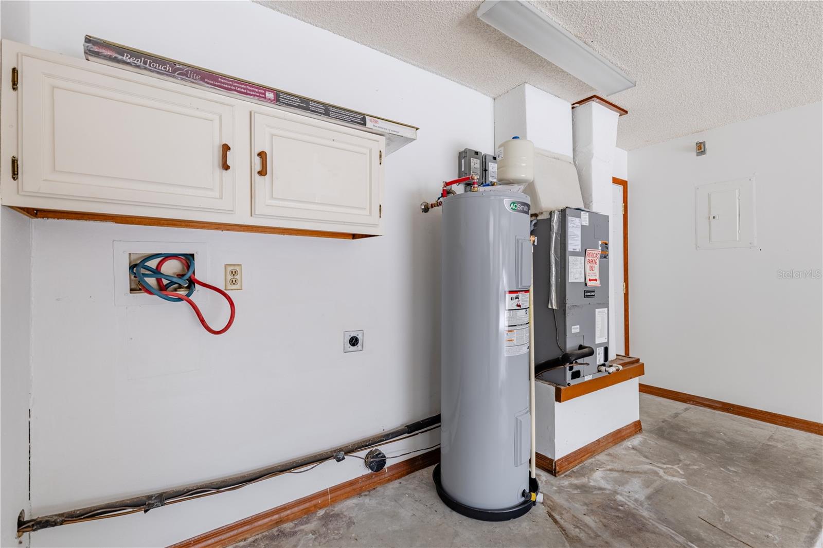 EUSTIS WILLOW CREST SUB - Residential