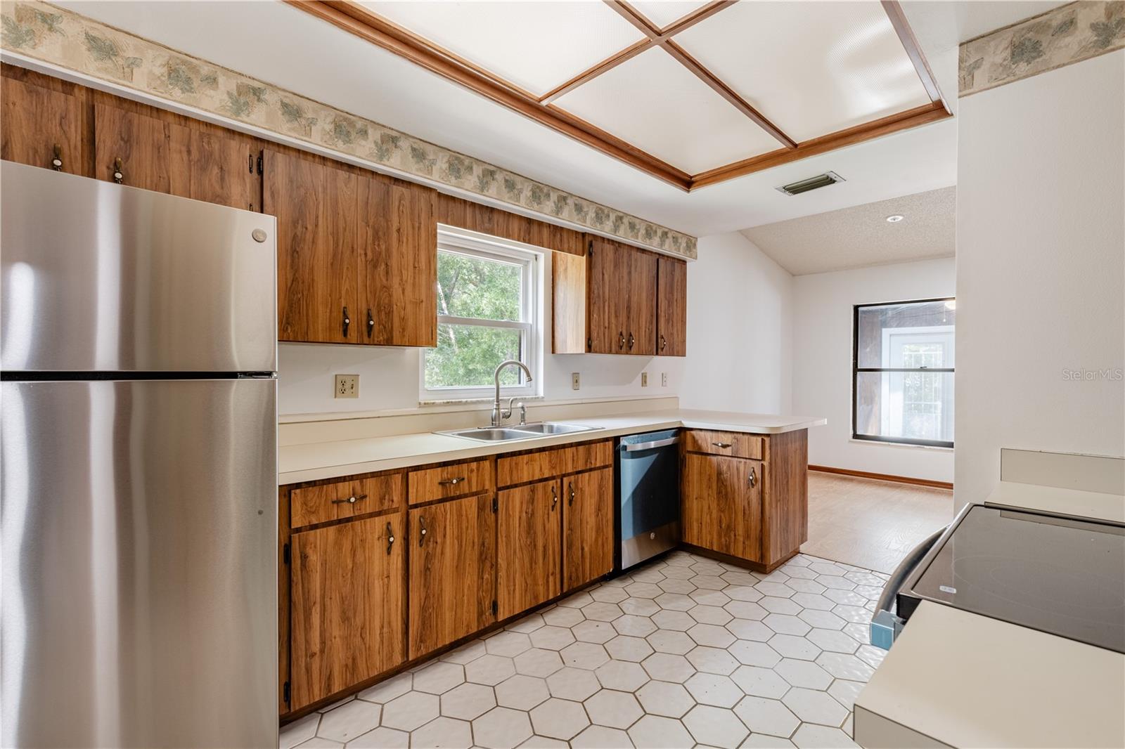 EUSTIS WILLOW CREST SUB - Residential