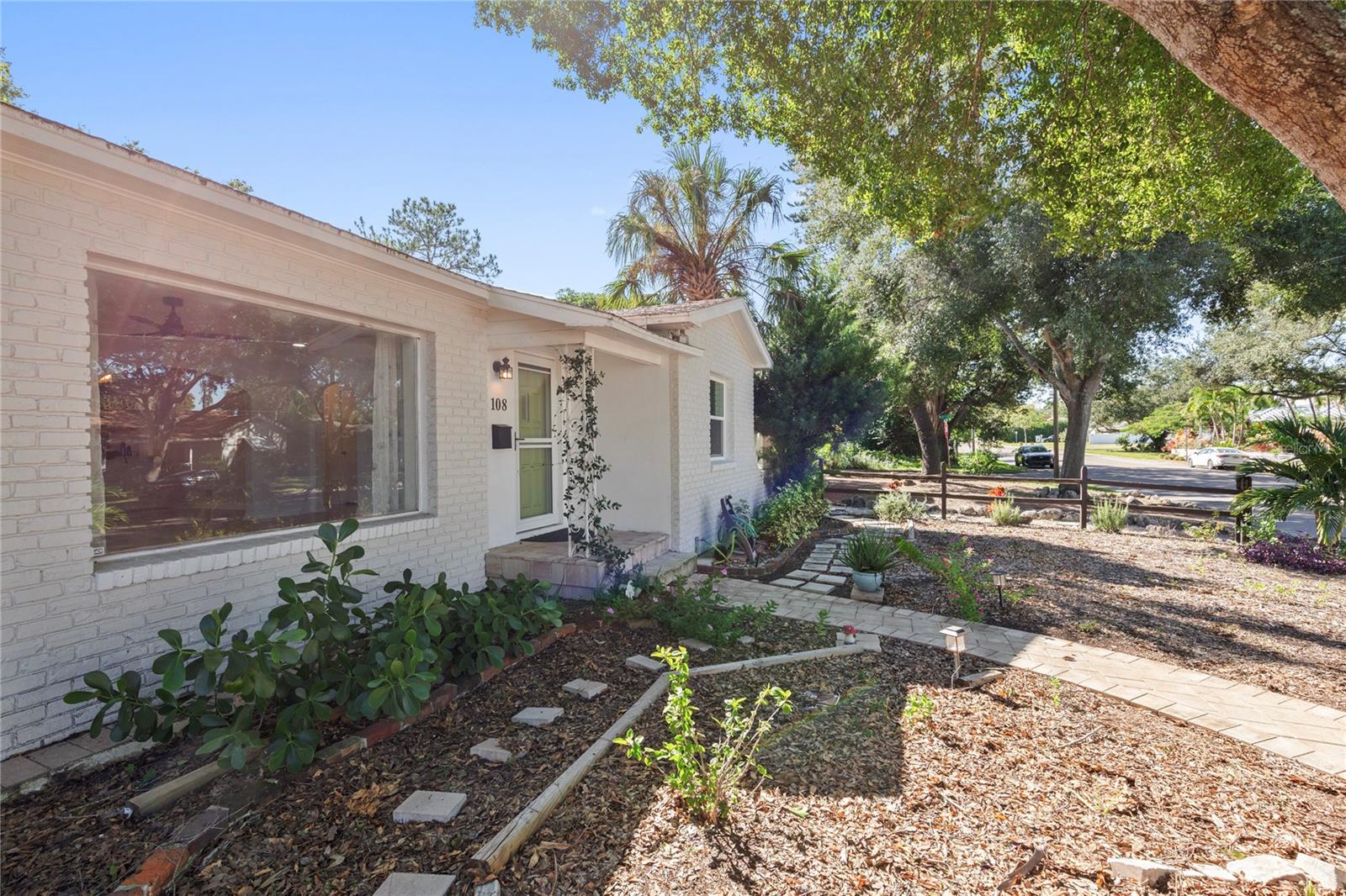 180 30TH AVENUE N