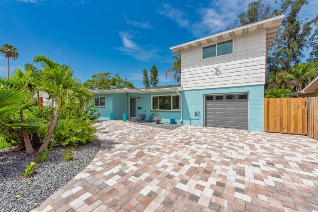 Photo of 3700 Alabama Avenue NE, St Petersburg, FL 33703 (MLS # TB8403868)