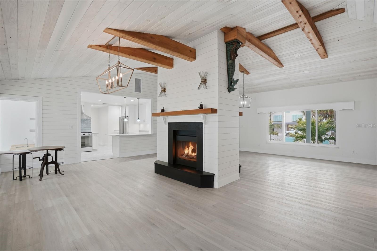 COLONIAL CORP REP - Residential