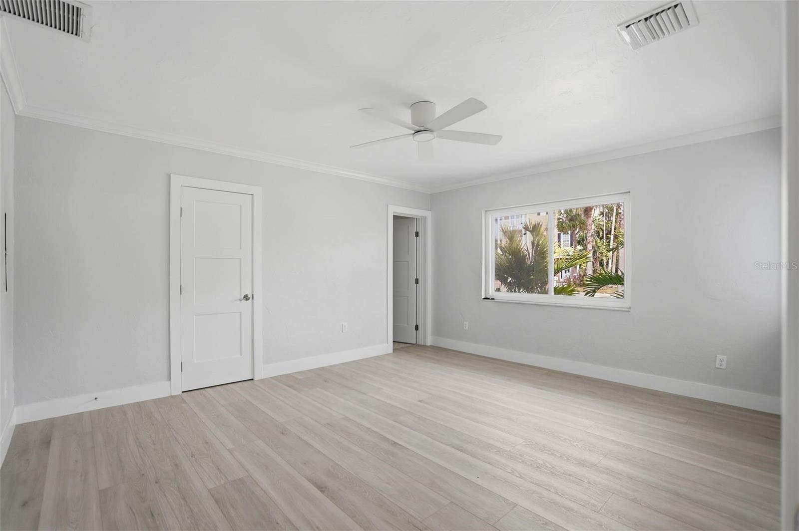 COLONIAL CORP REP - Residential