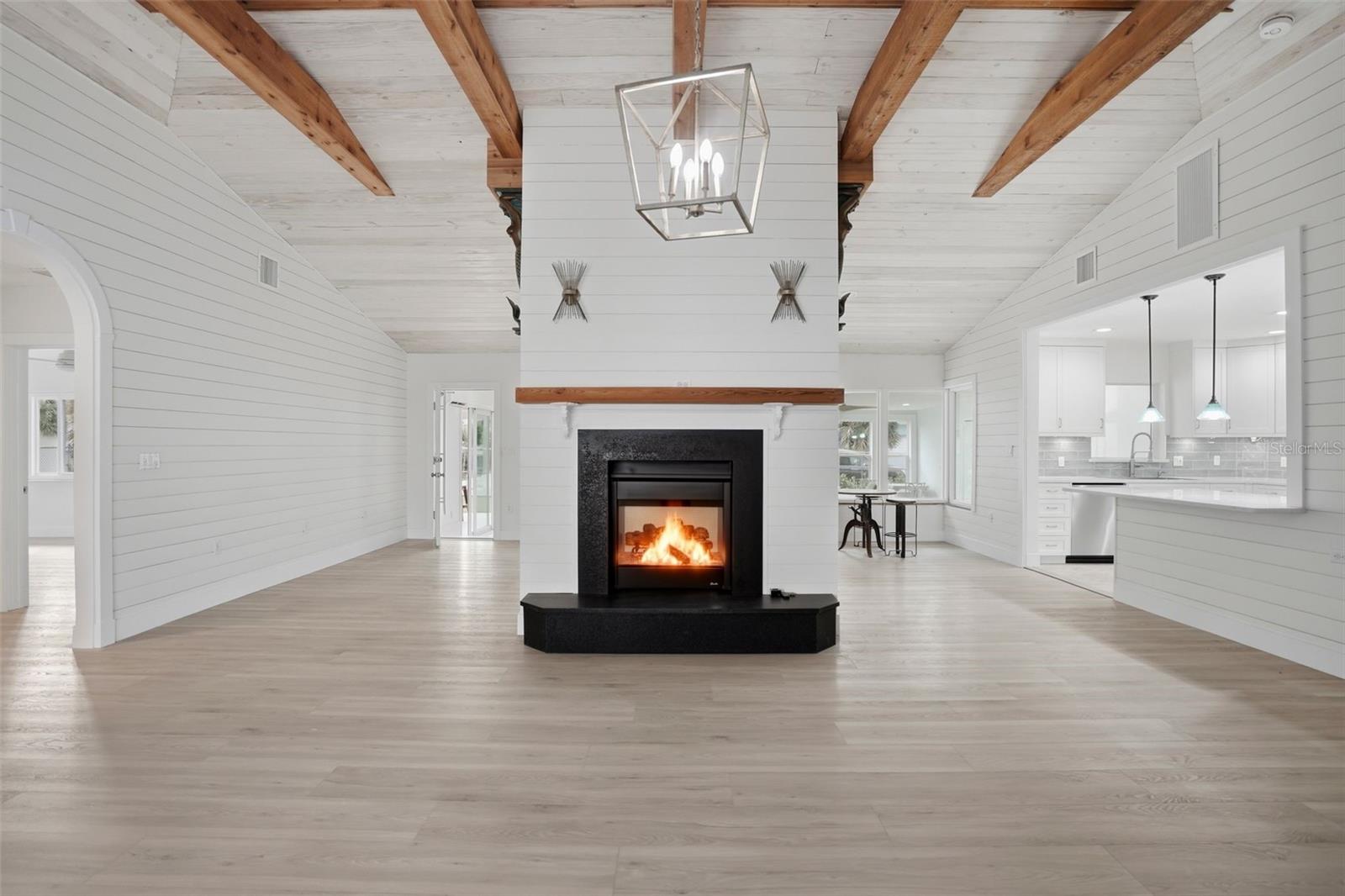 COLONIAL CORP REP - Residential