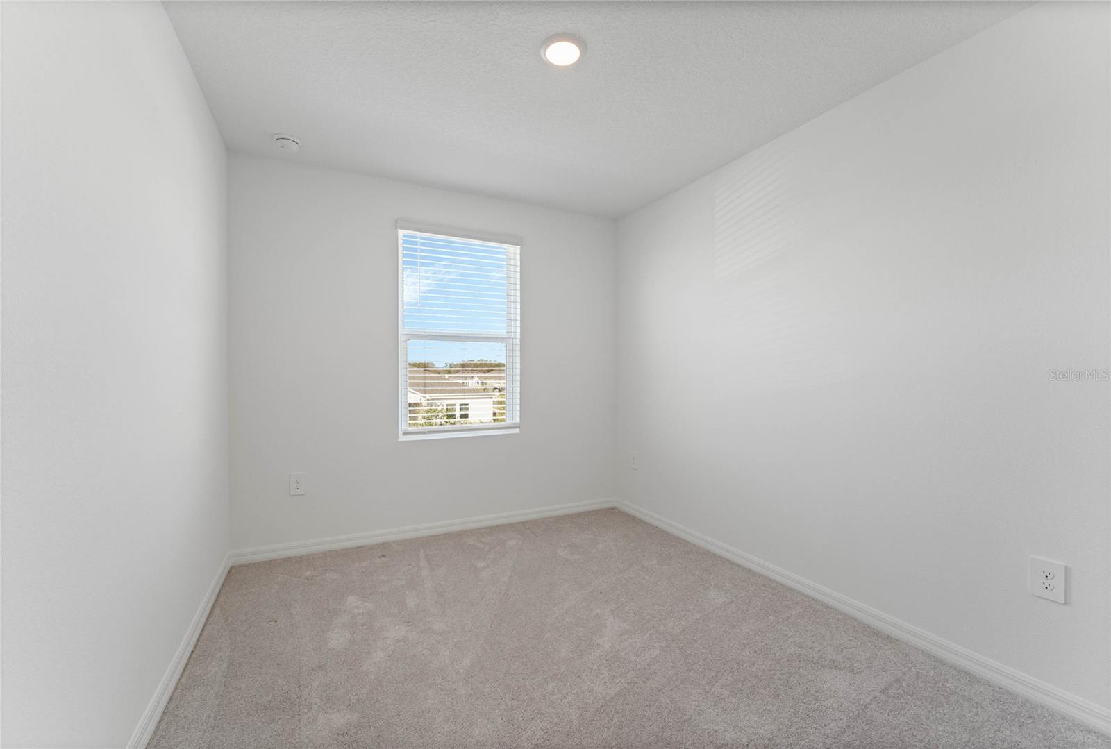 SEASONS AT BIG SKY PH 2 - Residential Lease