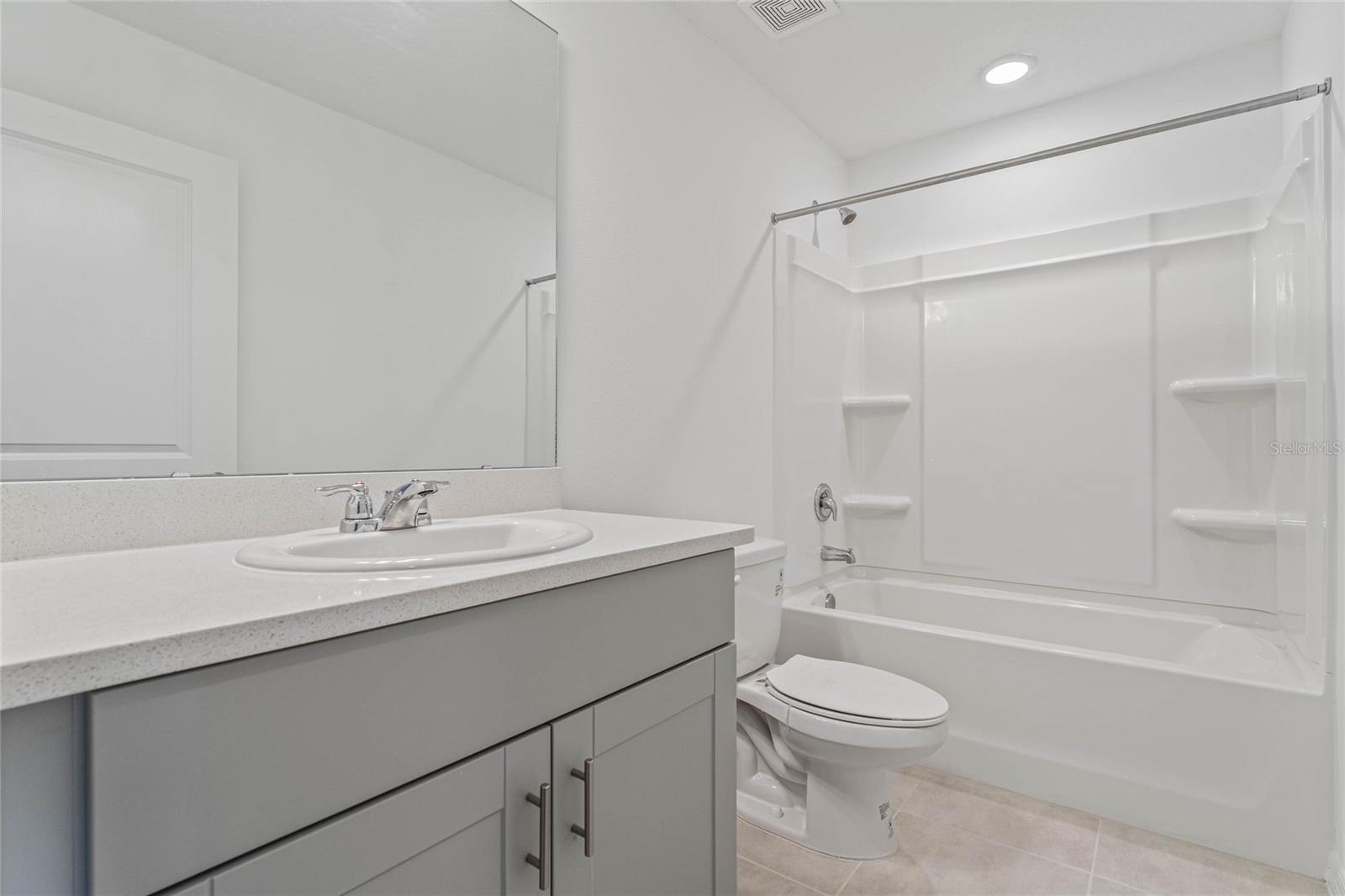 SEASONS AT BIG SKY PH 2 - Residential Lease