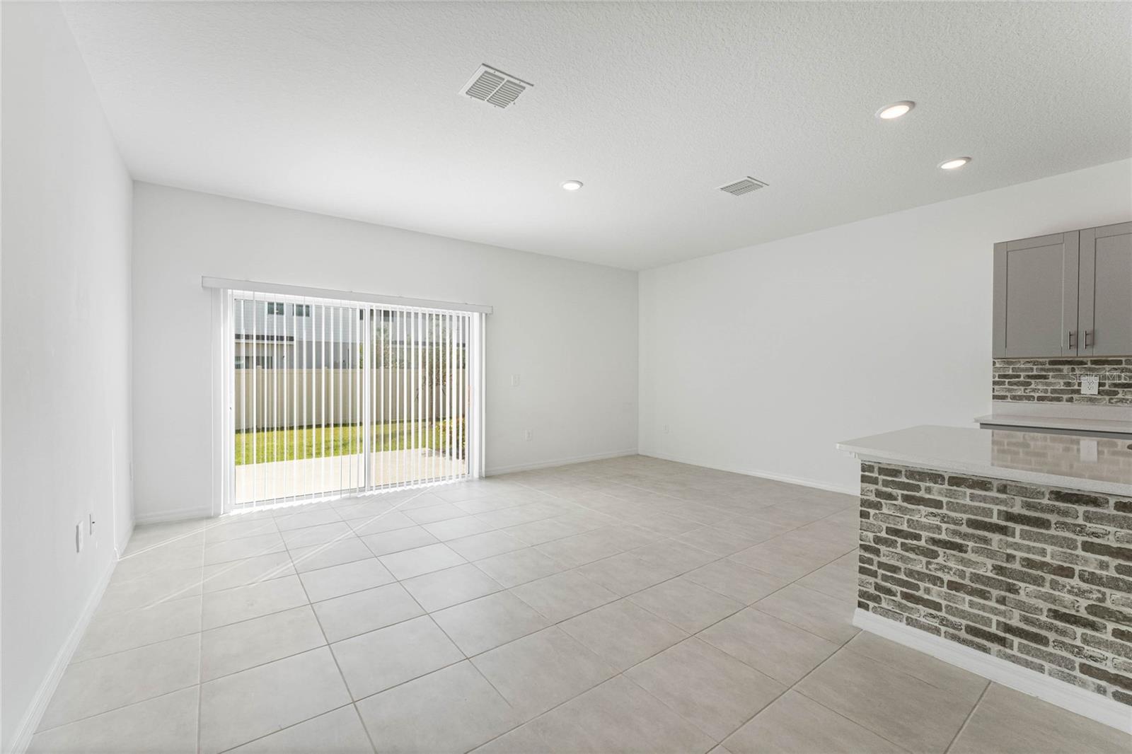 SEASONS AT BIG SKY PH 2 - Residential Lease