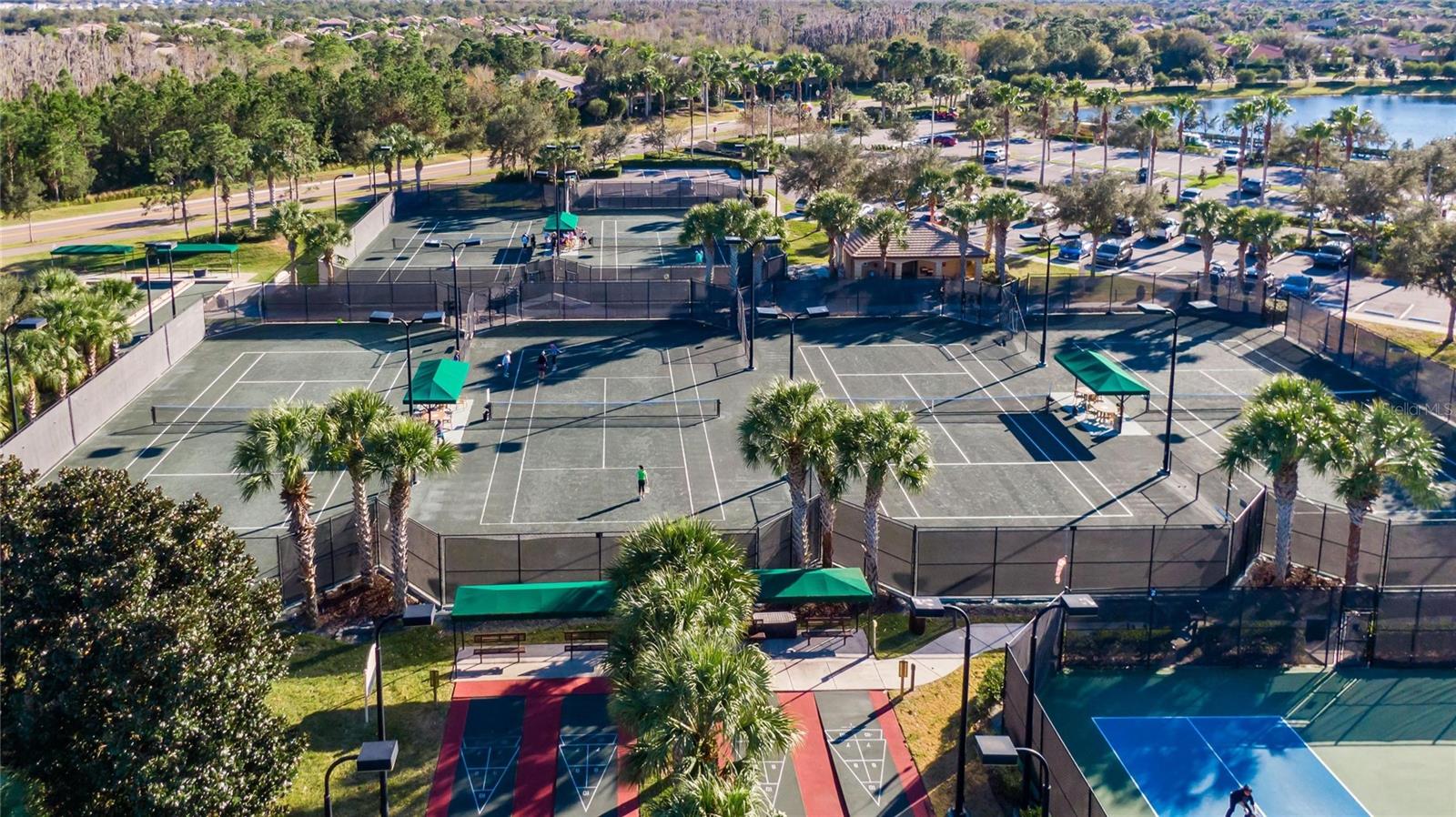 VALENCIA LAKES TR MM PH - Residential