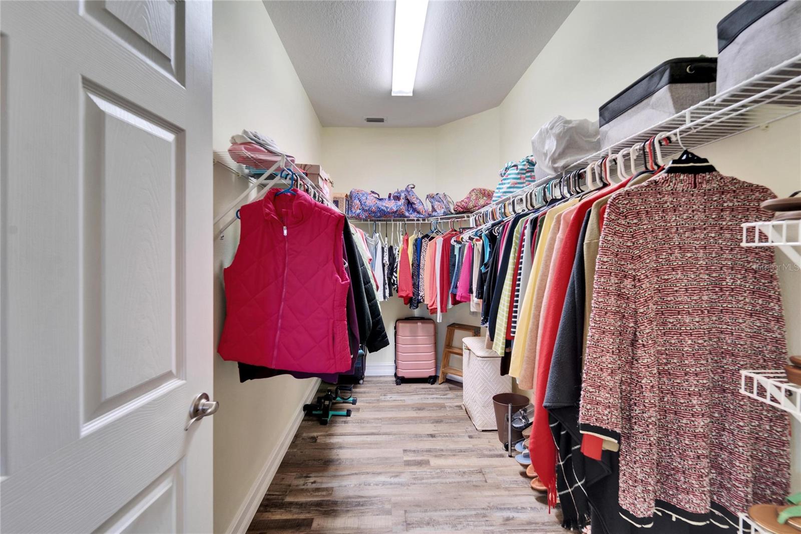 VALENCIA LAKES TR MM PH - Residential