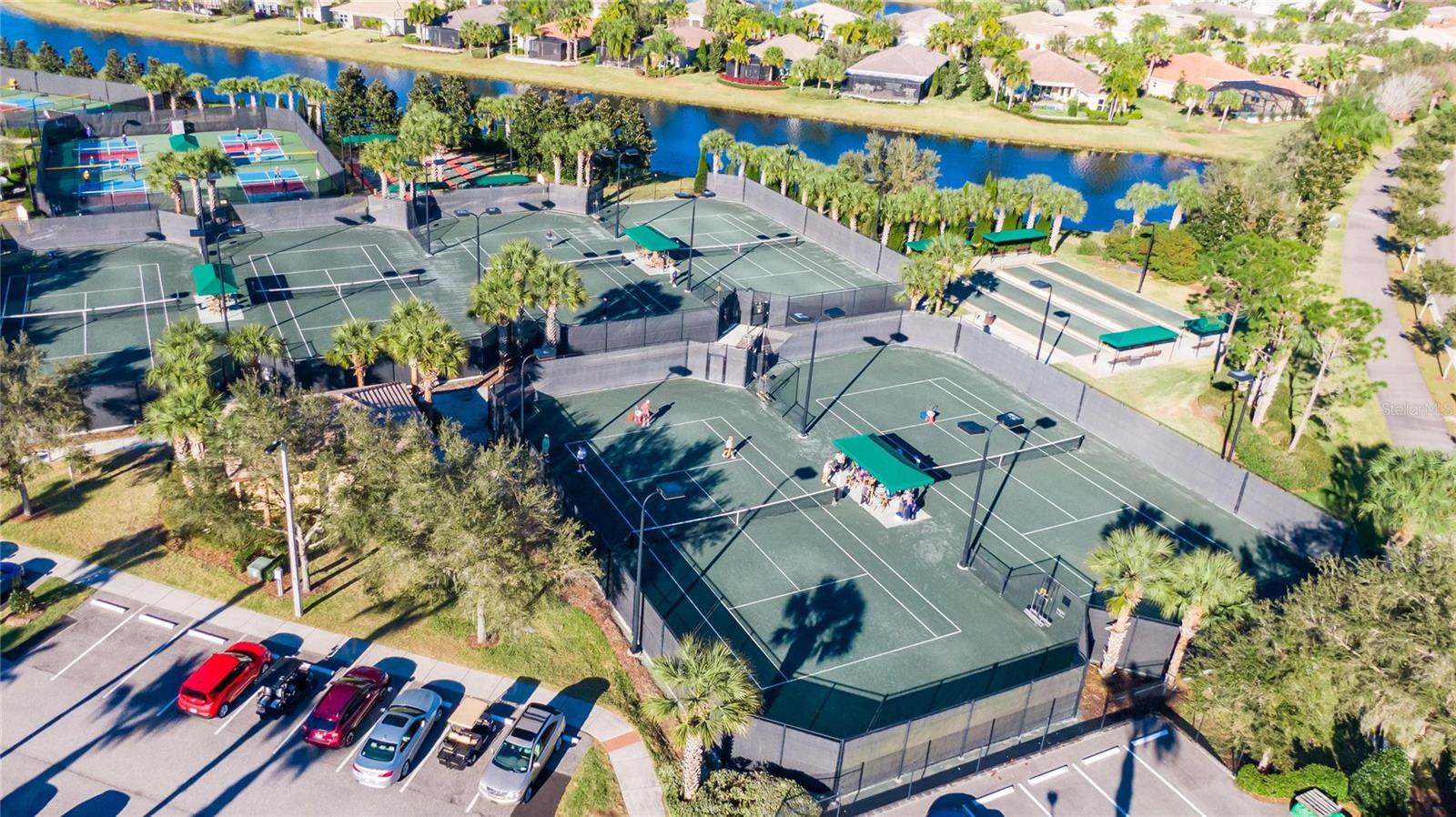 VALENCIA LAKES TR MM PH - Residential