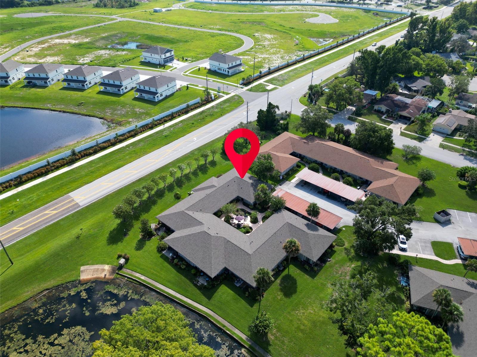 COUNTRY OAKS CONDO 01 - Residential