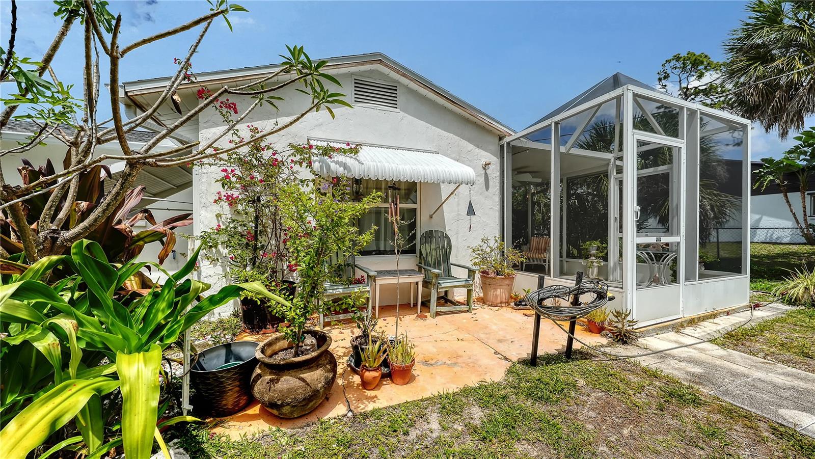 SOUTH VENICE - Residential