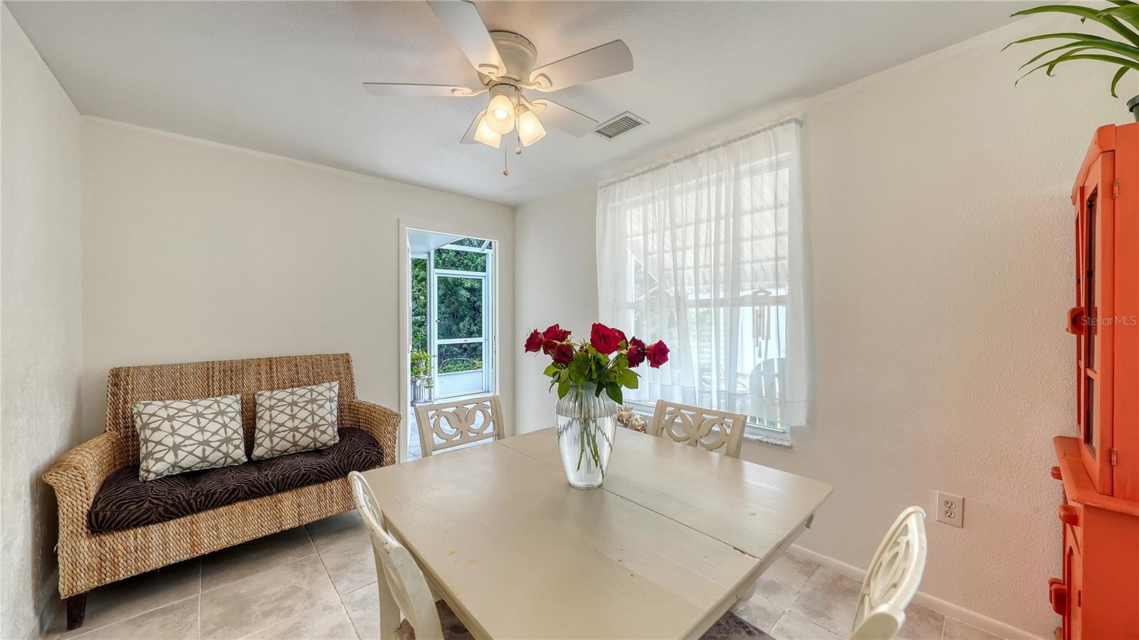 SOUTH VENICE - Residential