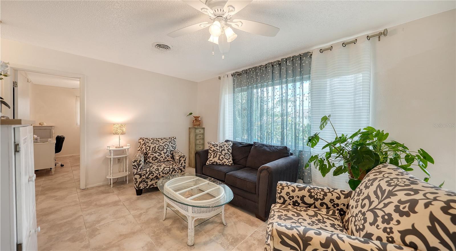 SOUTH VENICE - Residential