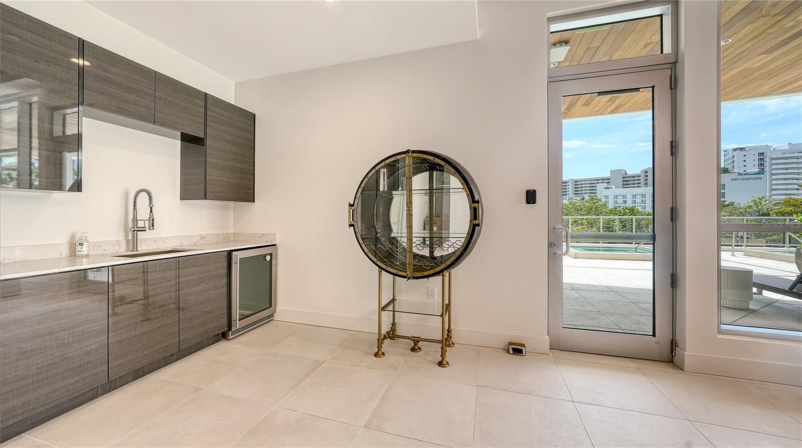 THE COLLECTION CONDOMINIUM - Residential