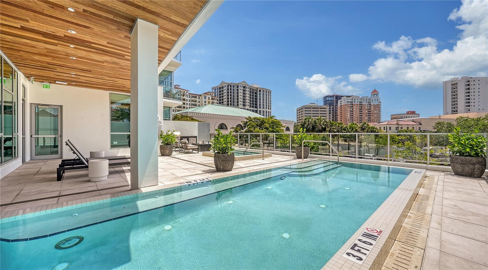 THE COLLECTION CONDOMINIUM - Residential