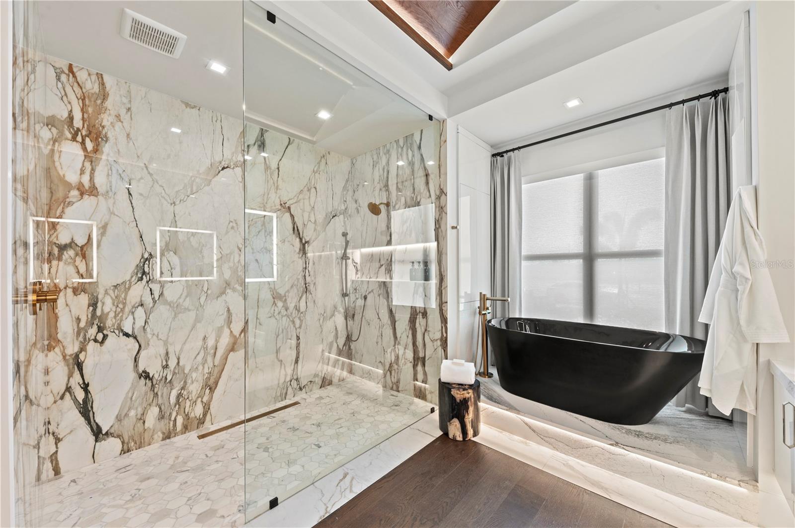 LOT 43, SHELLSTONE AT WATERSIDE PHASES 1A & 1C, PB - Residential