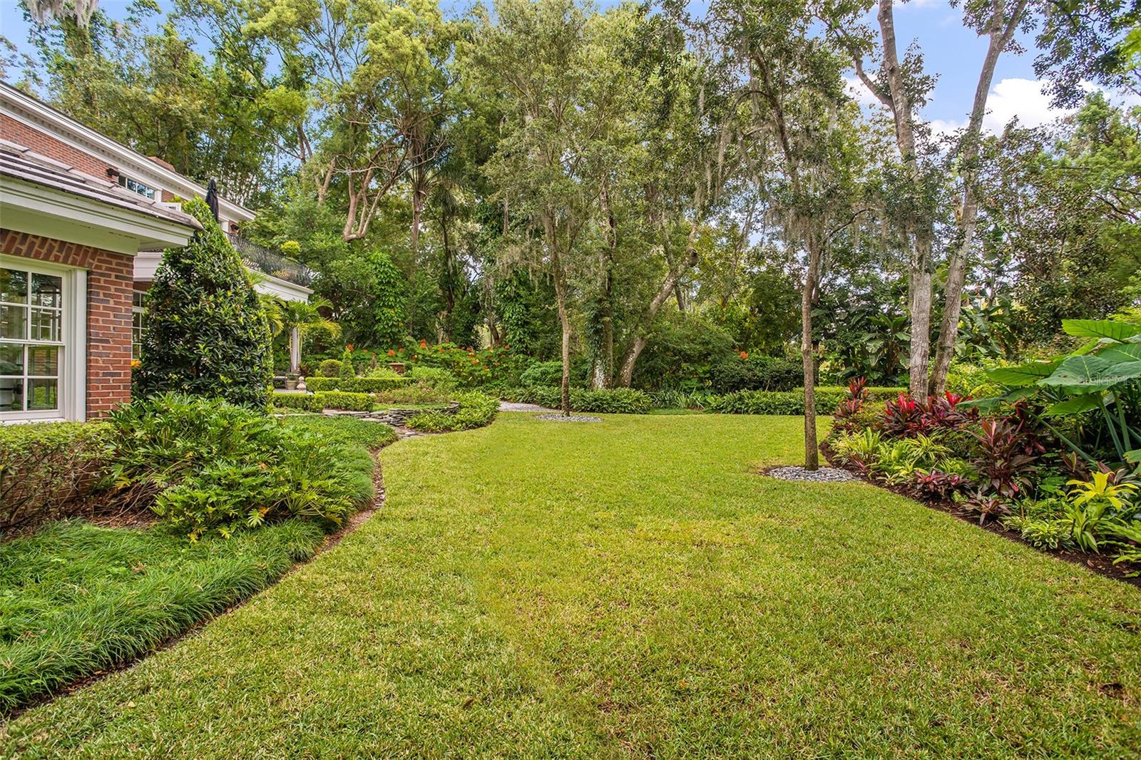 VIRGINIA HEIGHTS - Residential