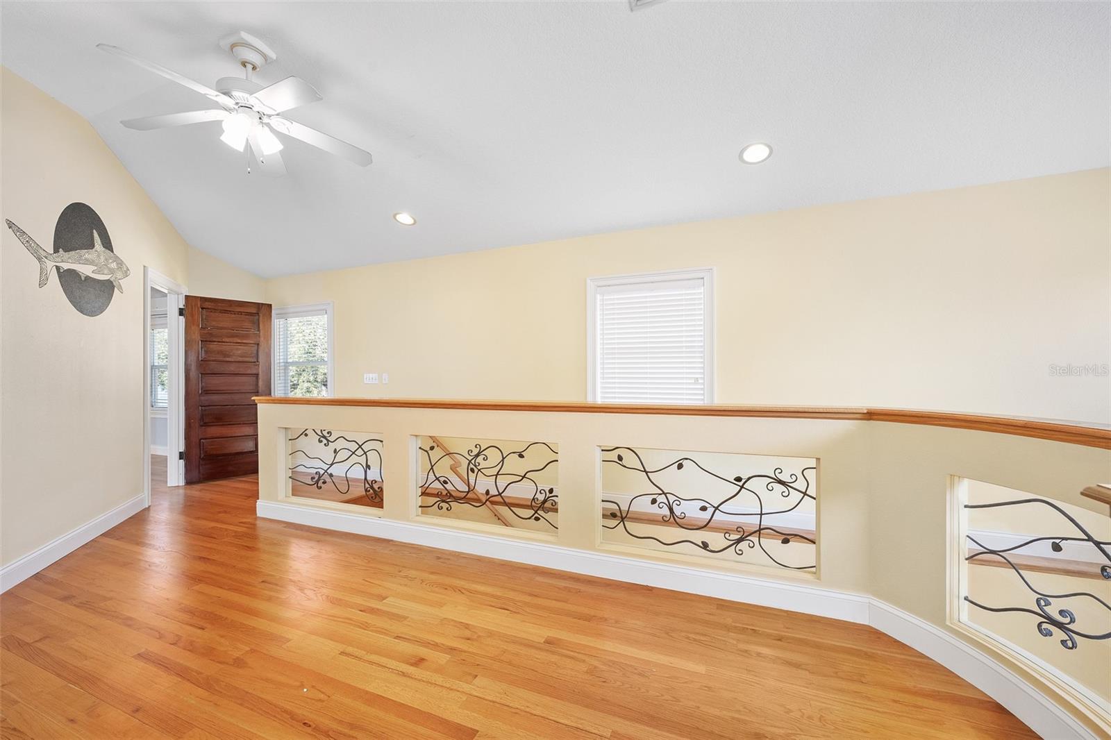 ROBBINS - Residential