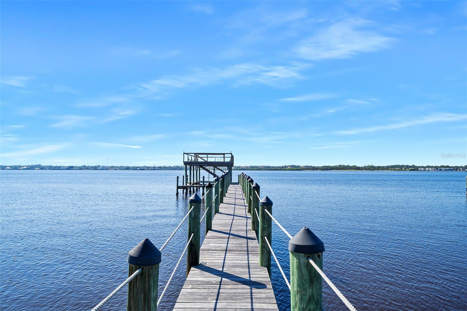 ROBBINS - Residential