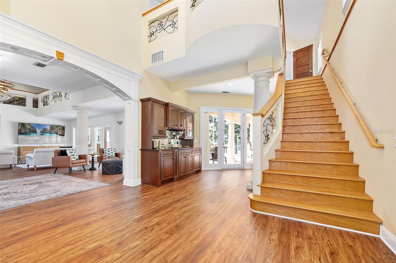 ROBBINS - Residential