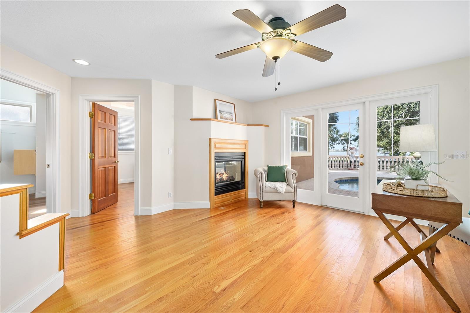 ROBBINS - Residential