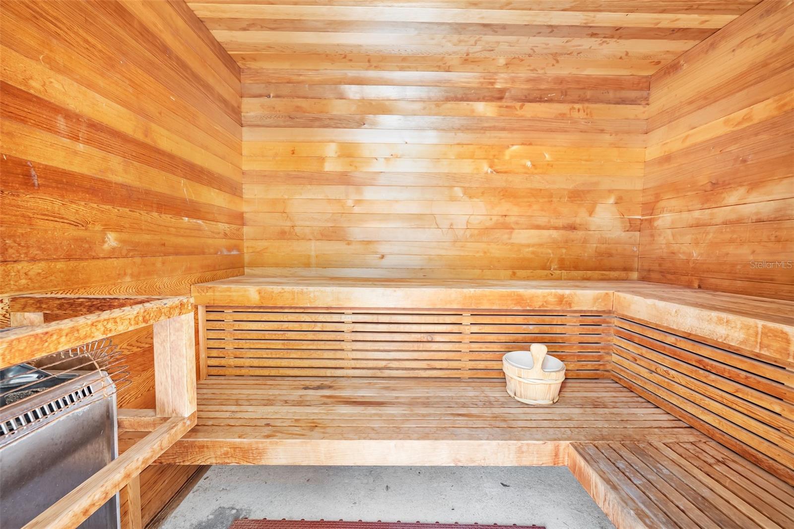 ROBBINS - Residential