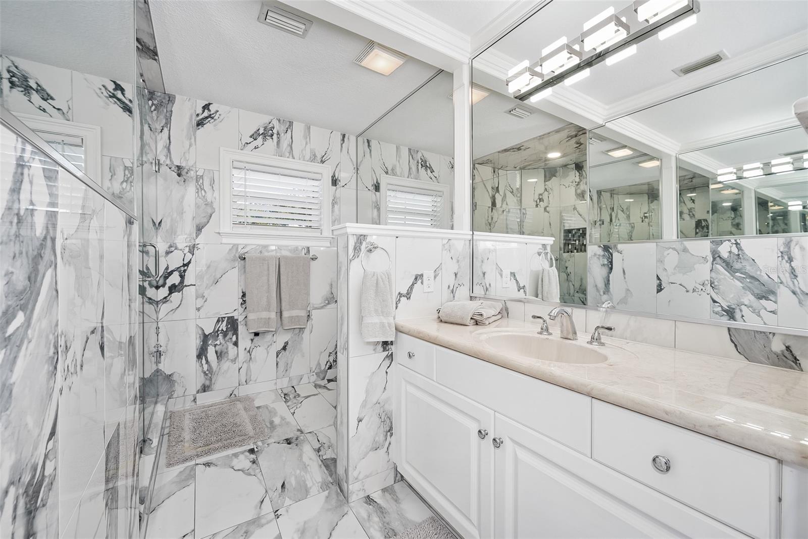 ROBBINS - Residential