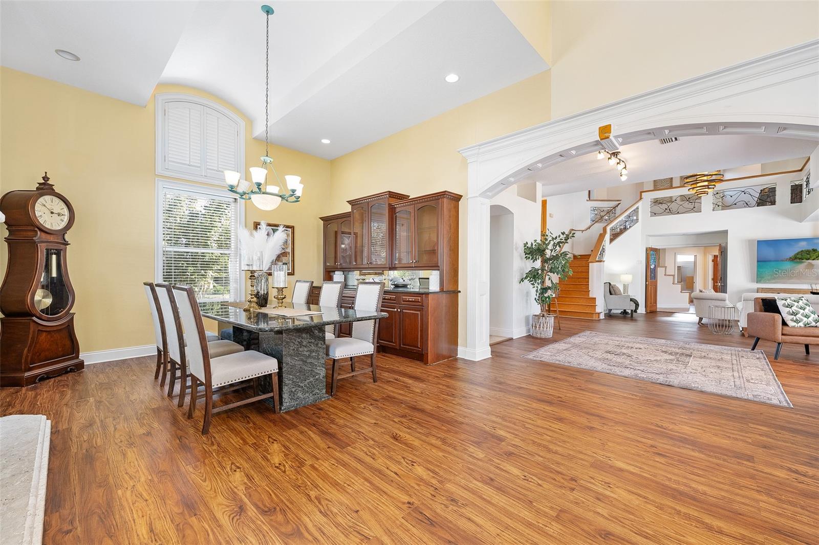 ROBBINS - Residential