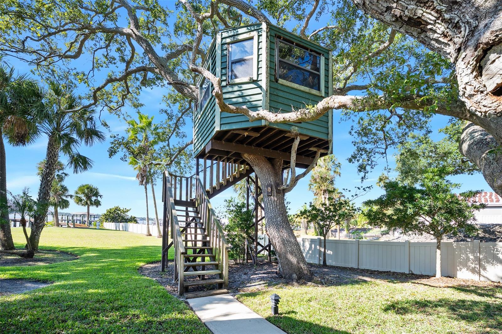 ROBBINS - Residential